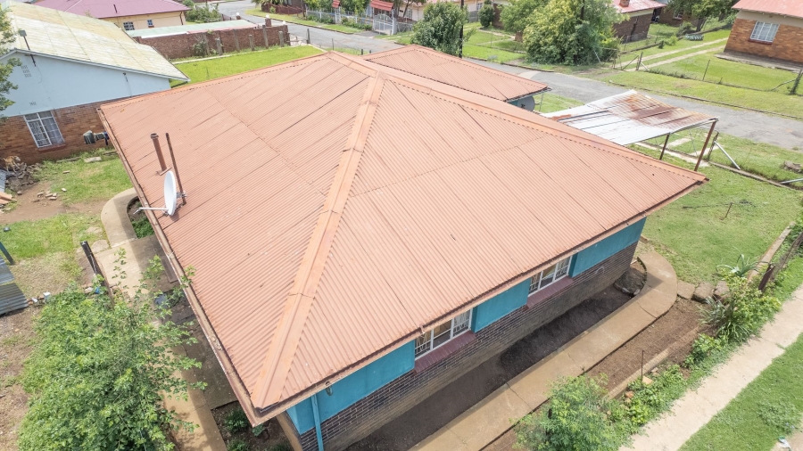 7 Bedroom Property for Sale in Emgwenya Mpumalanga