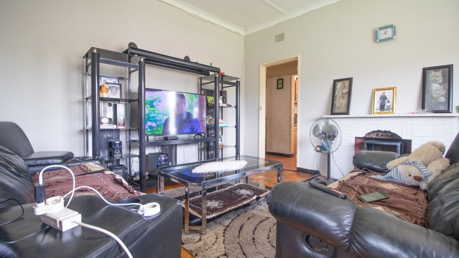 7 Bedroom Property for Sale in Emgwenya Mpumalanga