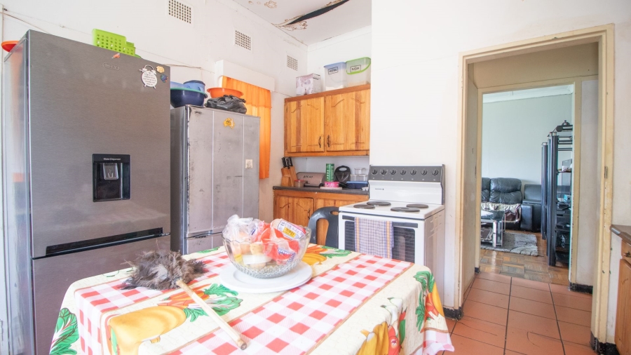 7 Bedroom Property for Sale in Emgwenya Mpumalanga