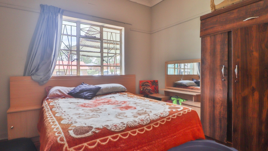 7 Bedroom Property for Sale in Emgwenya Mpumalanga