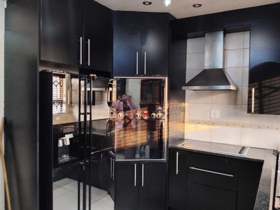 3 Bedroom Property for Sale in Tasbet Park Ext 1 Mpumalanga