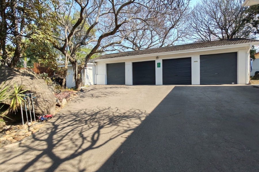 6 Bedroom Property for Sale in Nelspruit Ext 5 Mpumalanga