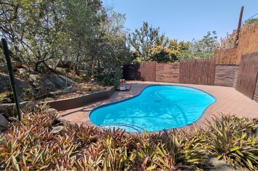6 Bedroom Property for Sale in Nelspruit Ext 5 Mpumalanga