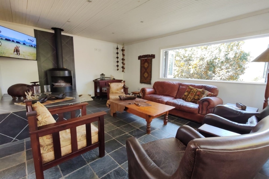 6 Bedroom Property for Sale in Nelspruit Ext 5 Mpumalanga