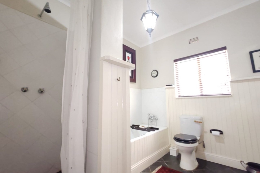 6 Bedroom Property for Sale in Nelspruit Ext 5 Mpumalanga