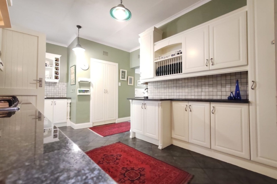 6 Bedroom Property for Sale in Nelspruit Ext 5 Mpumalanga