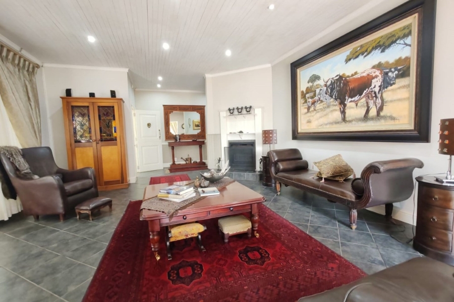 6 Bedroom Property for Sale in Nelspruit Ext 5 Mpumalanga