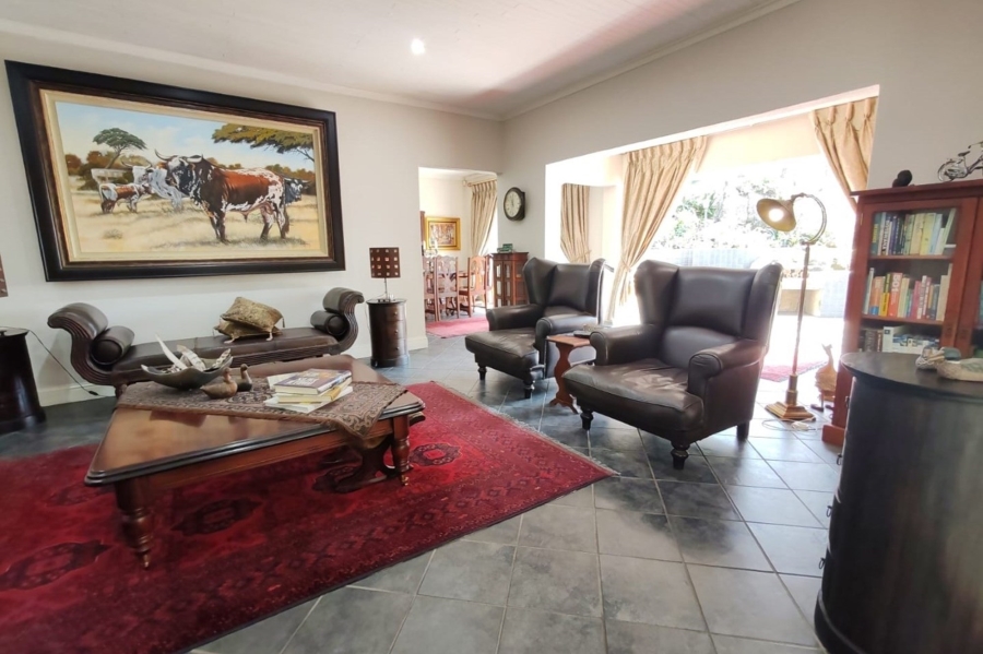 6 Bedroom Property for Sale in Nelspruit Ext 5 Mpumalanga