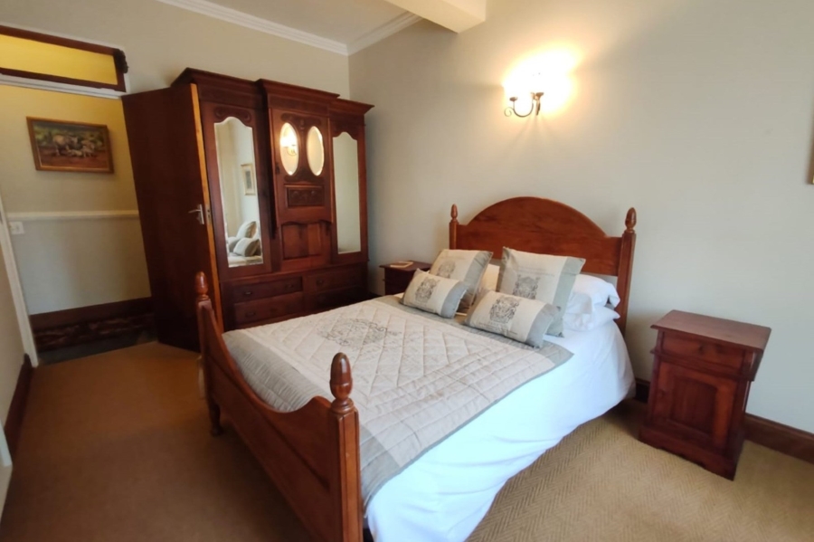 6 Bedroom Property for Sale in Nelspruit Ext 5 Mpumalanga