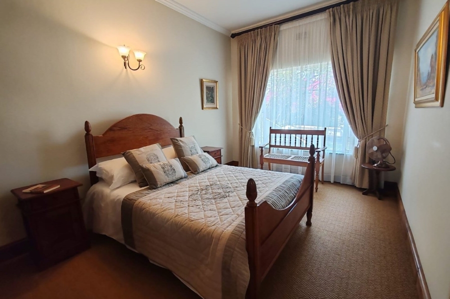 6 Bedroom Property for Sale in Nelspruit Ext 5 Mpumalanga