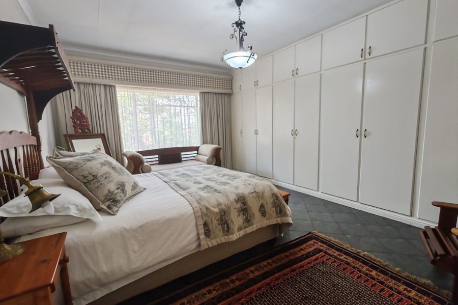 6 Bedroom Property for Sale in Nelspruit Ext 5 Mpumalanga