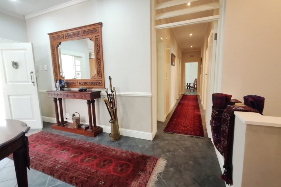 6 Bedroom Property for Sale in Nelspruit Ext 5 Mpumalanga