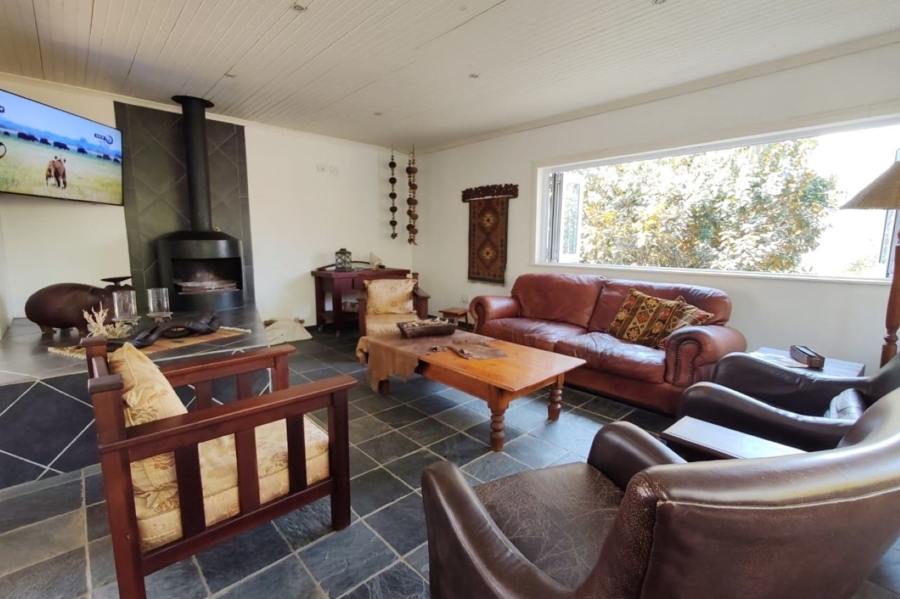 6 Bedroom Property for Sale in Nelspruit Ext 5 Mpumalanga