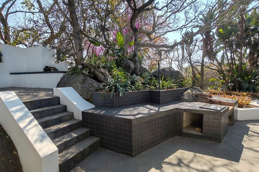 6 Bedroom Property for Sale in Nelspruit Ext 5 Mpumalanga