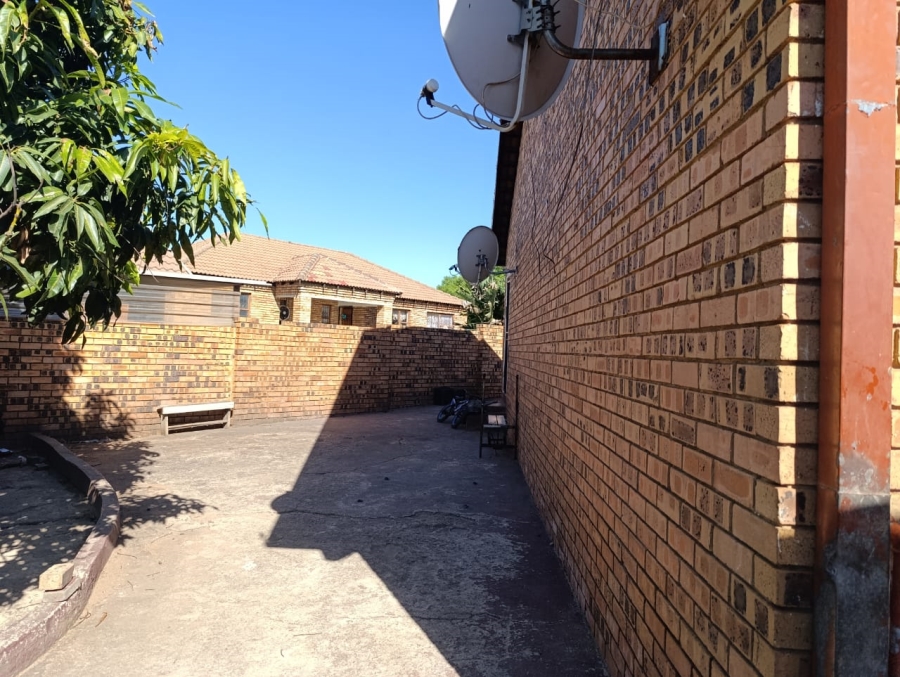 4 Bedroom Property for Sale in Pine Ridge Mpumalanga