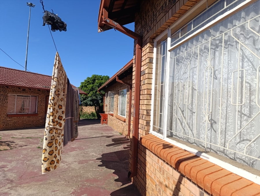 4 Bedroom Property for Sale in Pine Ridge Mpumalanga
