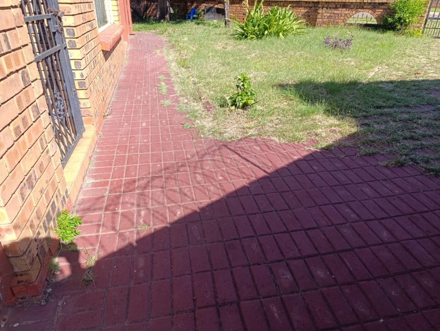 4 Bedroom Property for Sale in Pine Ridge Mpumalanga