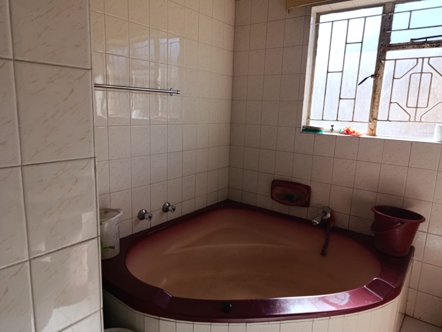 4 Bedroom Property for Sale in Pine Ridge Mpumalanga