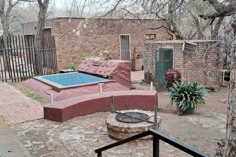 2 Bedroom Property for Sale in Marloth Park Mpumalanga