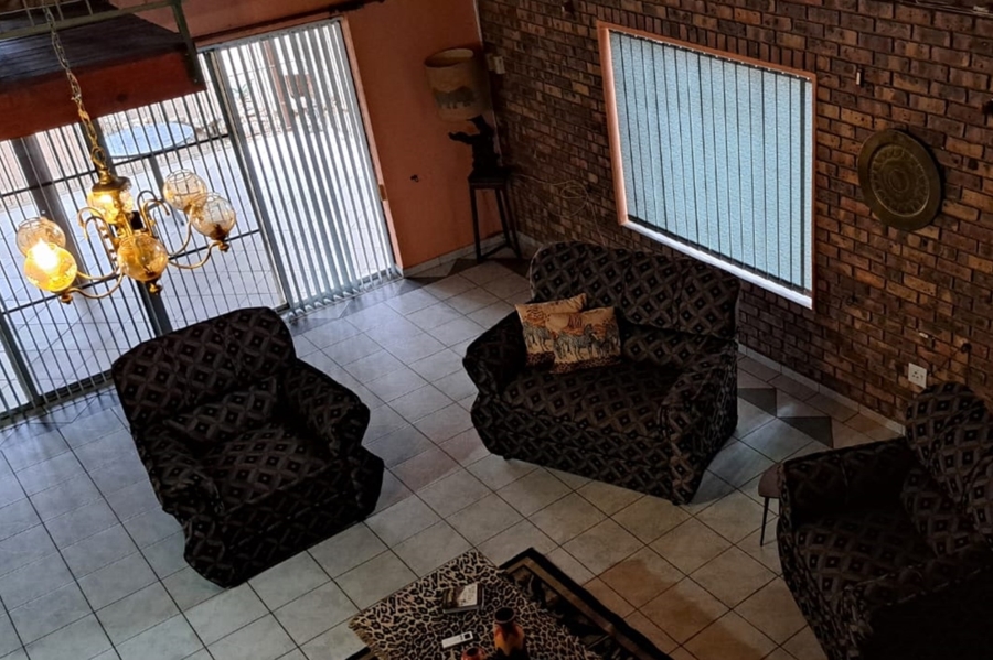 2 Bedroom Property for Sale in Marloth Park Mpumalanga