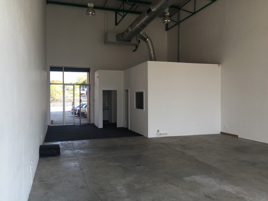 To Let Commercial Property for Rent in Riverside Industrial Park Mpumalanga