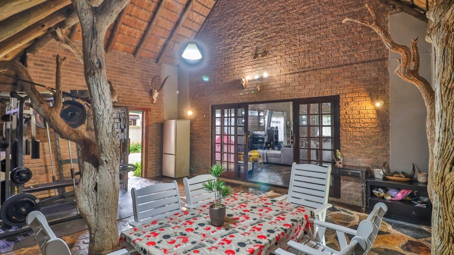 5 Bedroom Property for Sale in Kingsview Mpumalanga