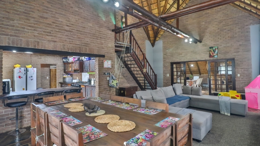 5 Bedroom Property for Sale in Kingsview Mpumalanga