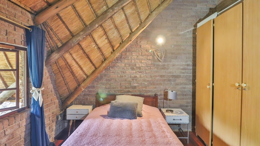 5 Bedroom Property for Sale in Kingsview Mpumalanga