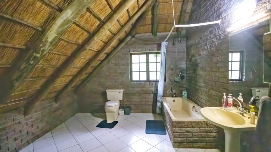 5 Bedroom Property for Sale in Kingsview Mpumalanga