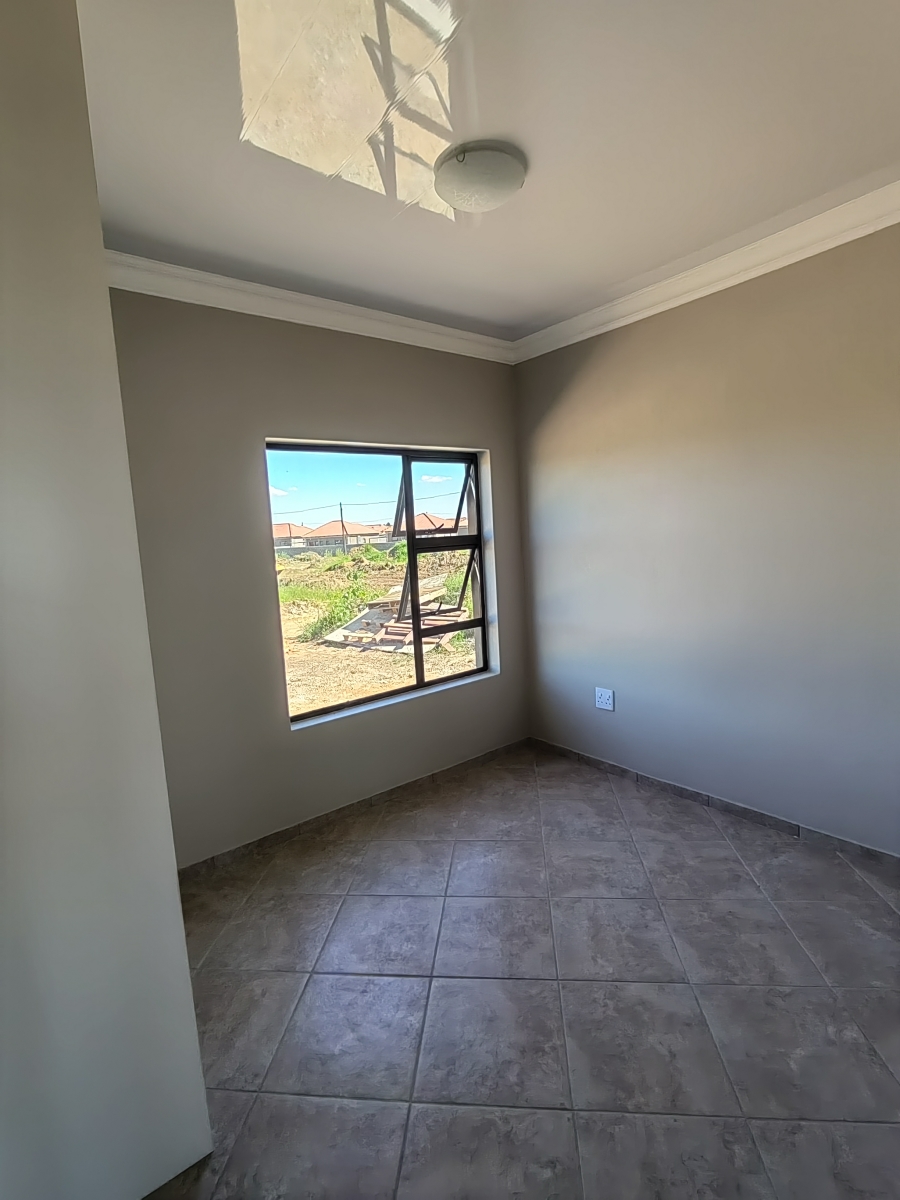 2 Bedroom Property for Sale in George Botha Park Mpumalanga