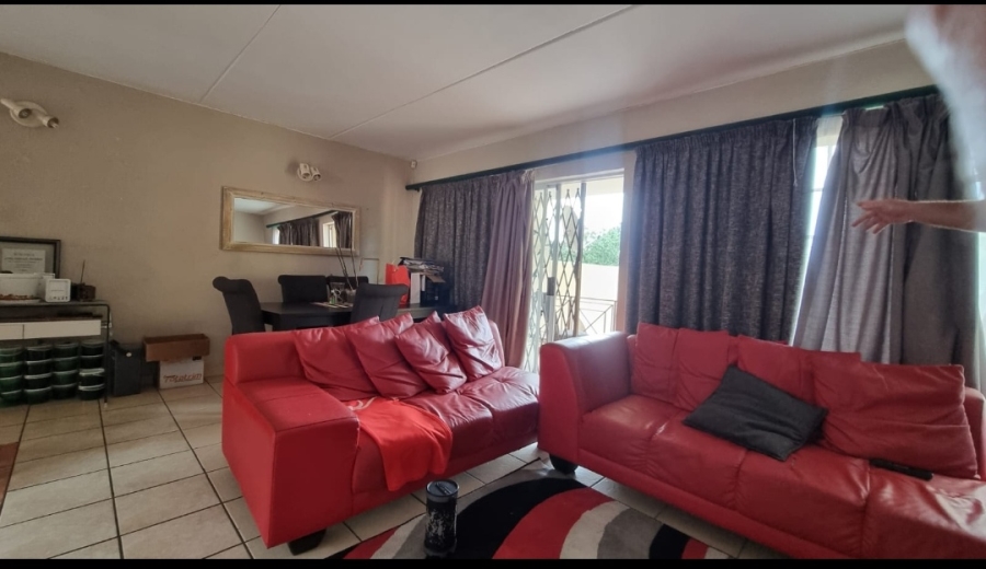 3 Bedroom Property for Sale in Nelspruit Ext 11 Mpumalanga