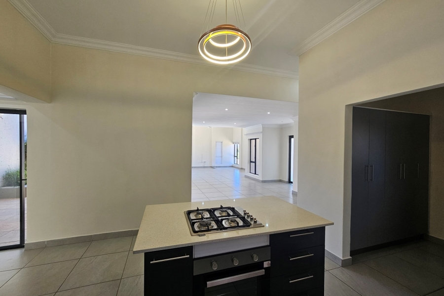 4 Bedroom Property for Sale in Sonheuwel Mpumalanga