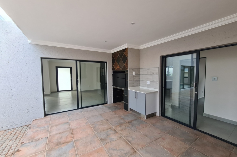 4 Bedroom Property for Sale in Sonheuwel Mpumalanga