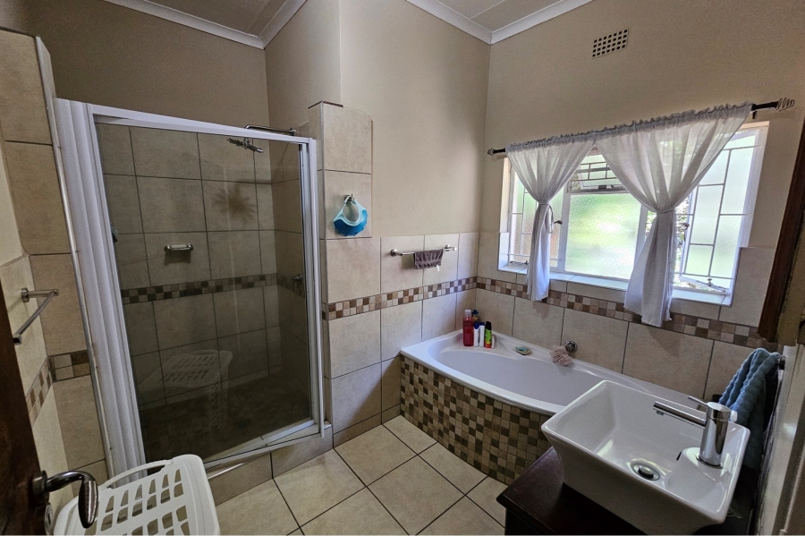 4 Bedroom Property for Sale in White River Ext 5 Mpumalanga