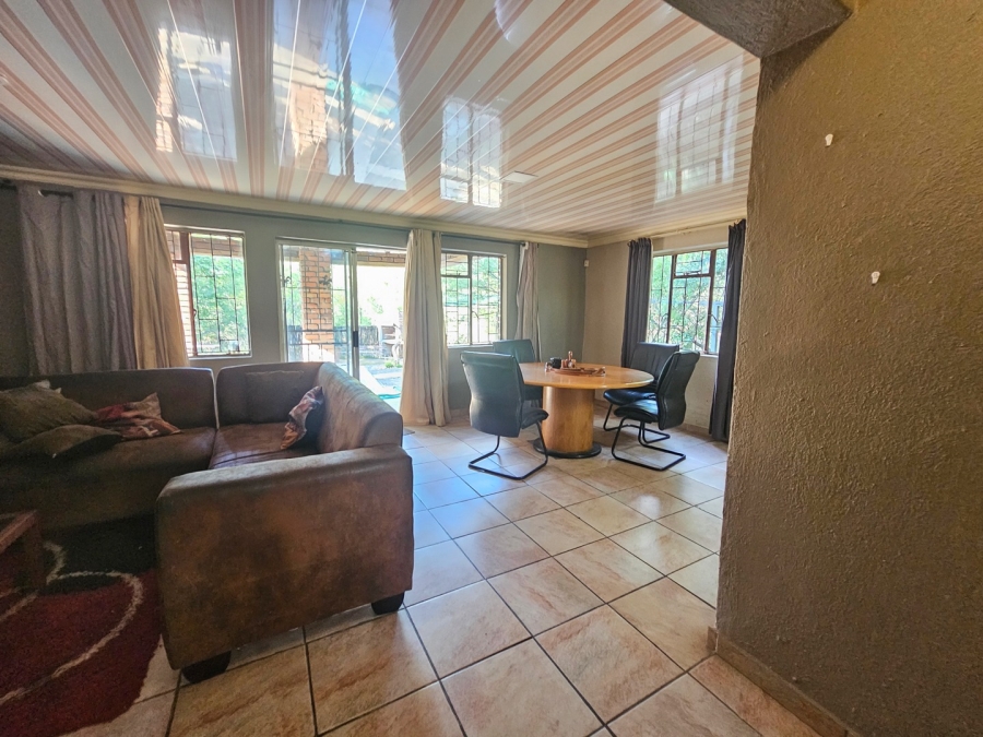 4 Bedroom Property for Sale in Marloth Park Mpumalanga