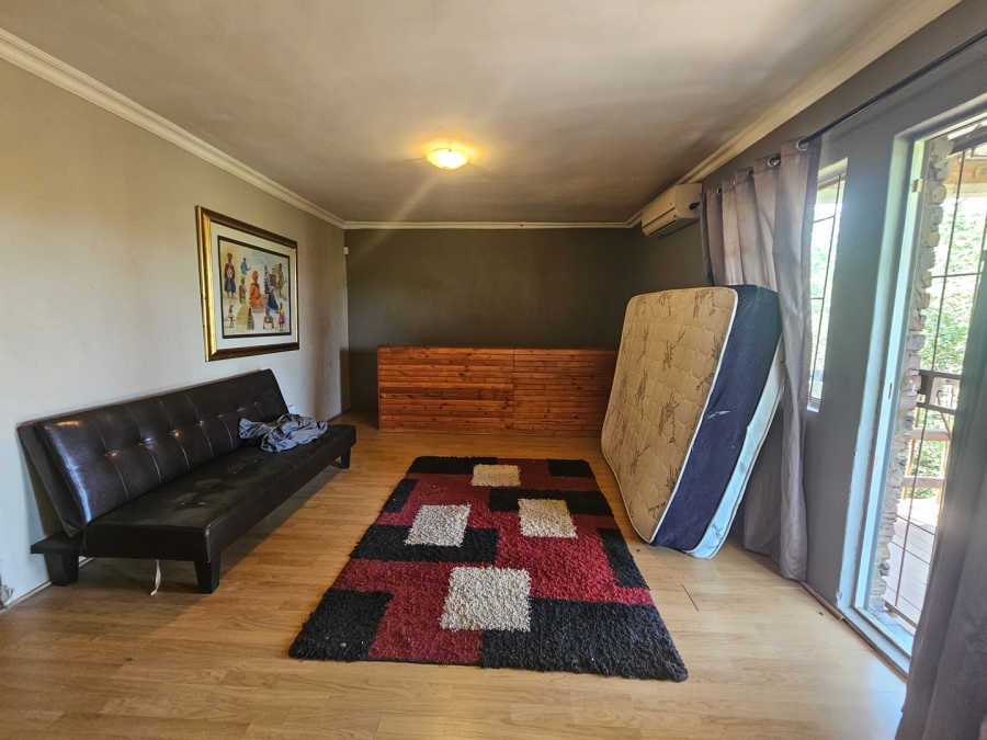 4 Bedroom Property for Sale in Marloth Park Mpumalanga