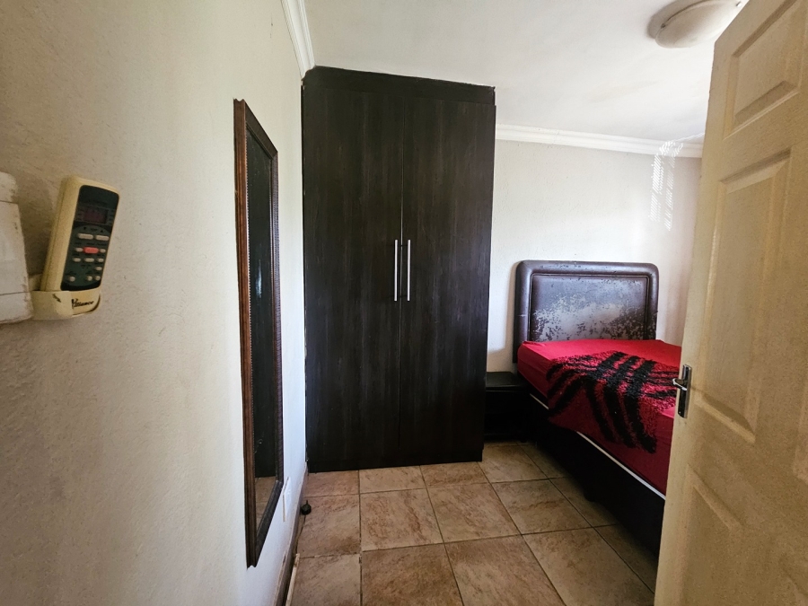 4 Bedroom Property for Sale in Marloth Park Mpumalanga