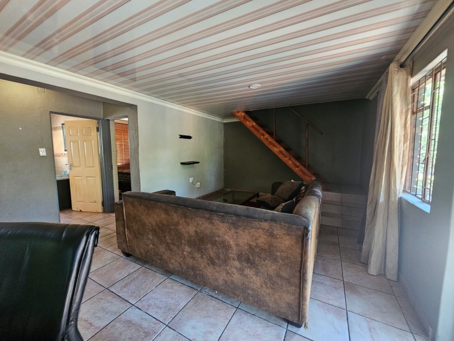 4 Bedroom Property for Sale in Marloth Park Mpumalanga