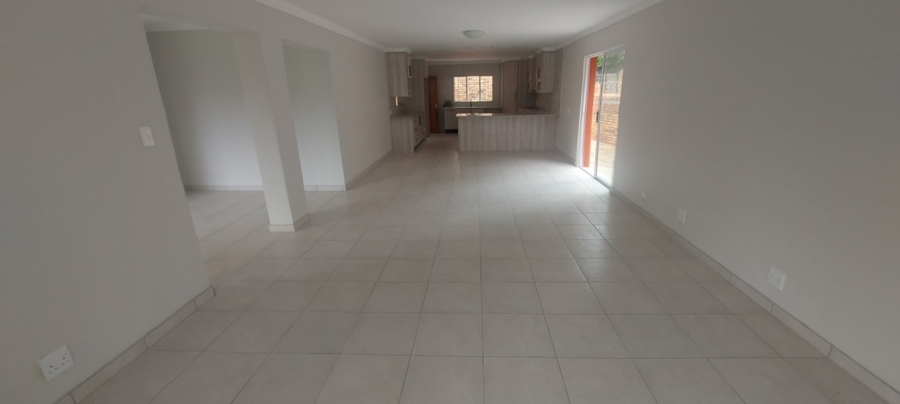 6 Bedroom Property for Sale in Sonheuwel Ext 1 Mpumalanga