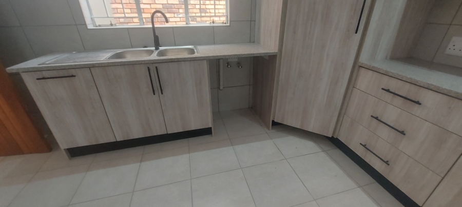 6 Bedroom Property for Sale in Sonheuwel Ext 1 Mpumalanga