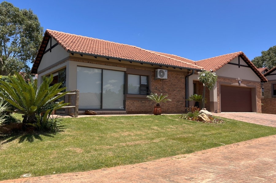 3 Bedroom Property for Sale in Bateleur Estate Mpumalanga