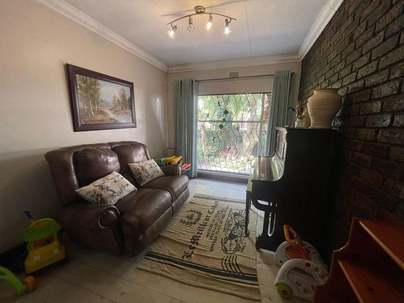 4 Bedroom Property for Sale in Gholfsig Mpumalanga