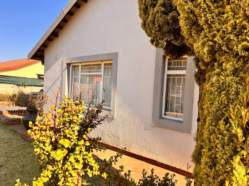 5 Bedroom Property for Sale in Dennesig Mpumalanga