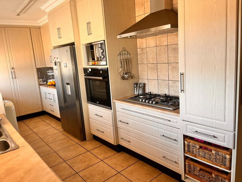 5 Bedroom Property for Sale in Dennesig Mpumalanga