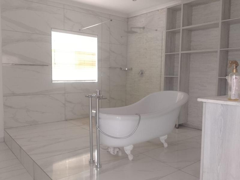 To Let 2 Bedroom Property for Rent in Rietkol AH Mpumalanga