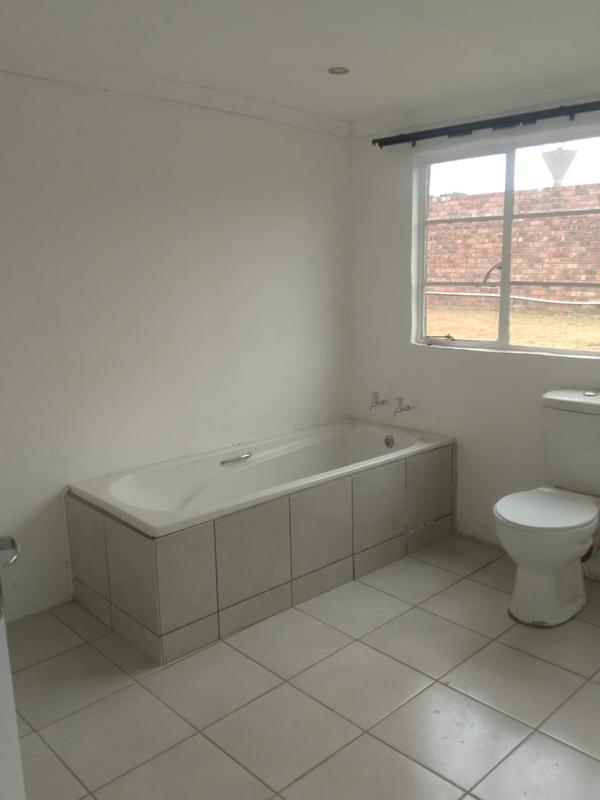 To Let 1 Bedroom Property for Rent in Rietkol AH Mpumalanga