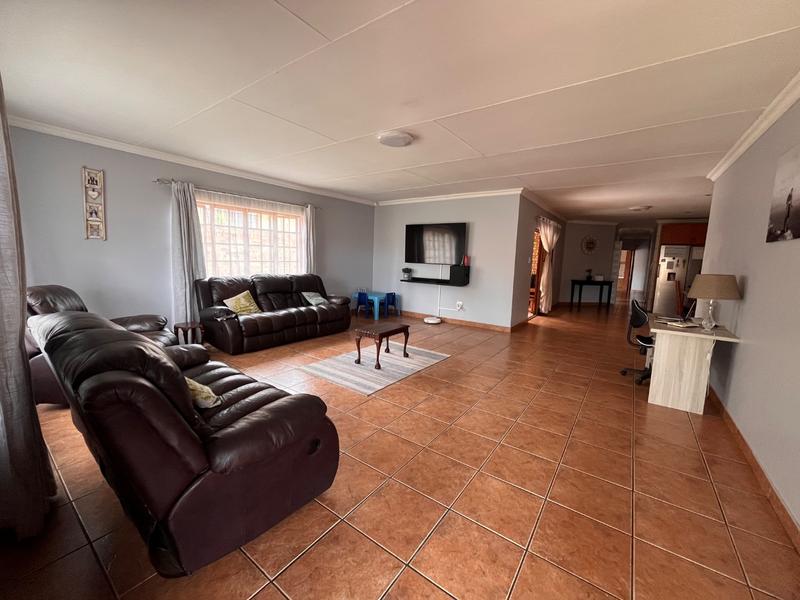 3 Bedroom Property for Sale in Aerorand Mpumalanga