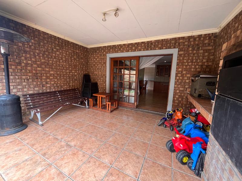 3 Bedroom Property for Sale in Aerorand Mpumalanga