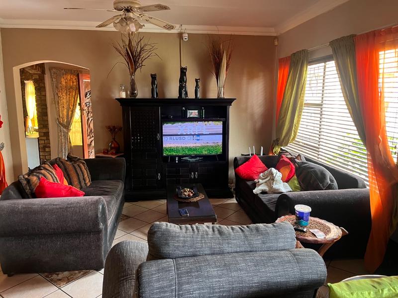 5 Bedroom Property for Sale in Dennesig Mpumalanga