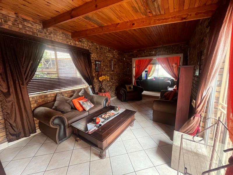 5 Bedroom Property for Sale in Dennesig Mpumalanga